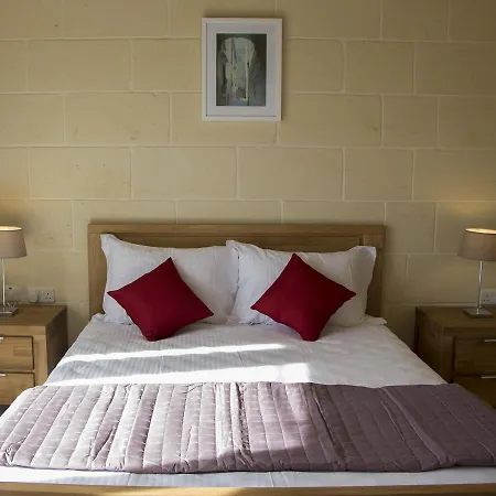 Townhouse Boutique * Għarb