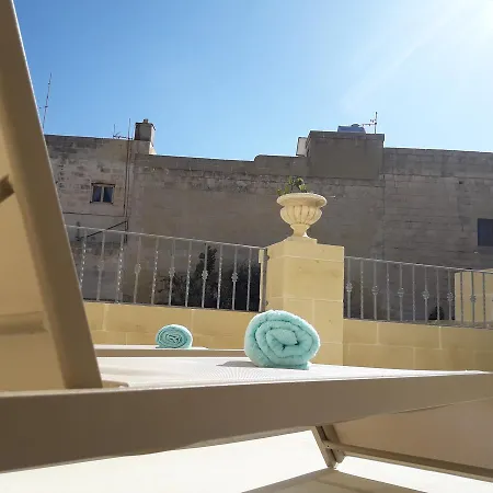 Townhouse Boutique * Għarb