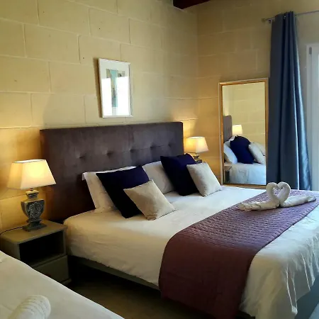 Townhouse Boutique * Għarb