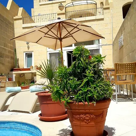 Townhouse Boutique * Għarb