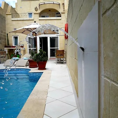 Townhouse Boutique * Għarb