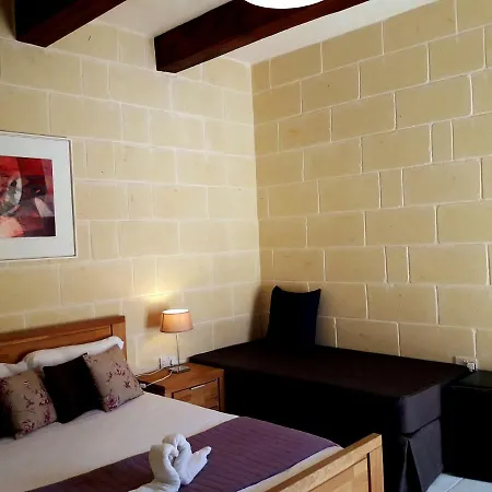 Townhouse Boutique * Għarb