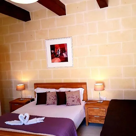 Townhouse Boutique * Għarb